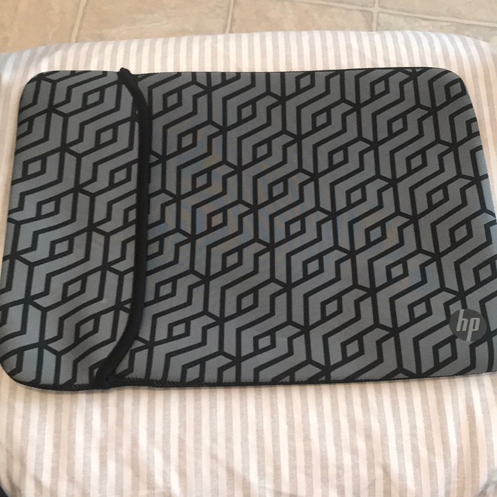 Laptop sleeve - Picture 2 of 6